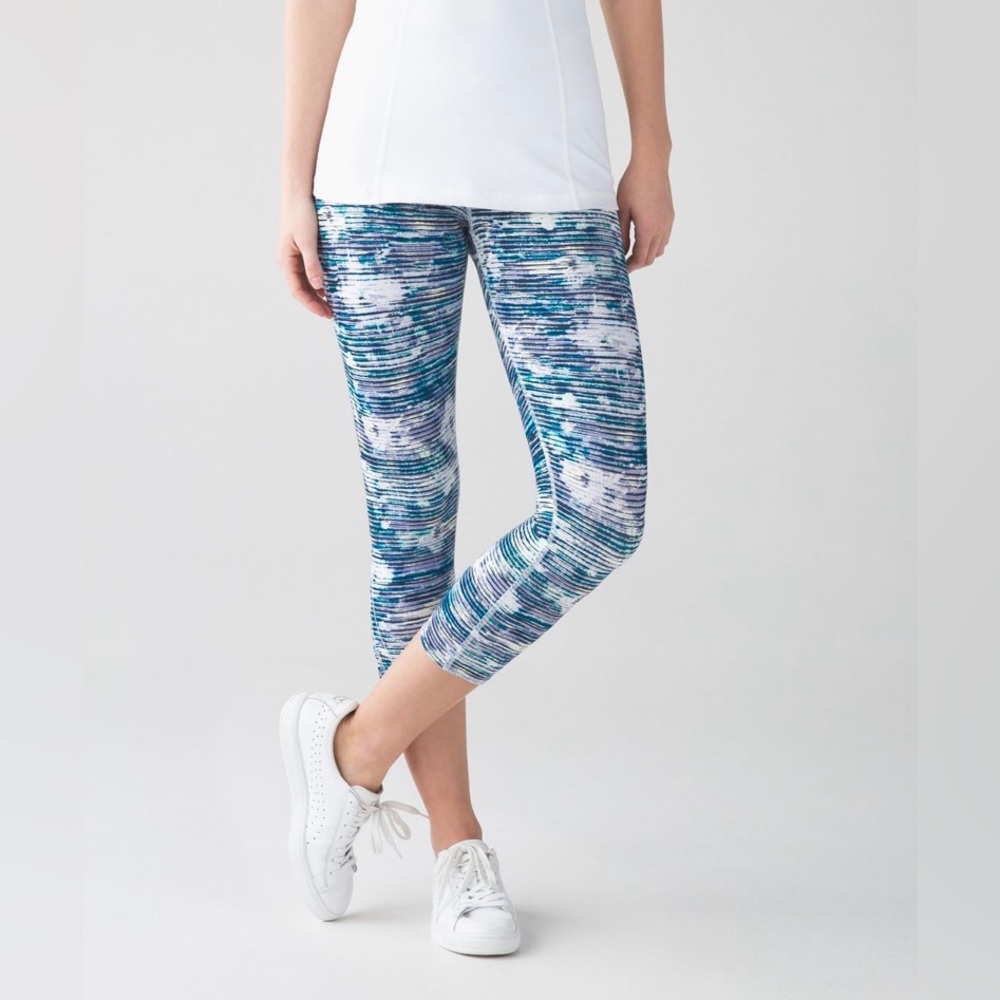 LULULEMON True Self Crop II Blurry Belle Multi